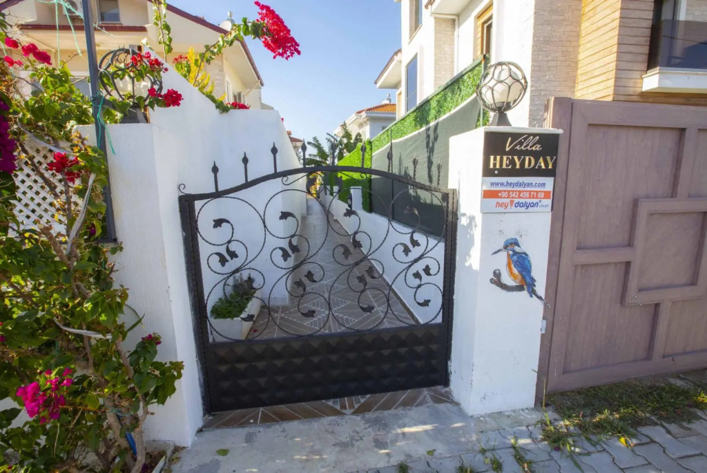 Villa Heyday