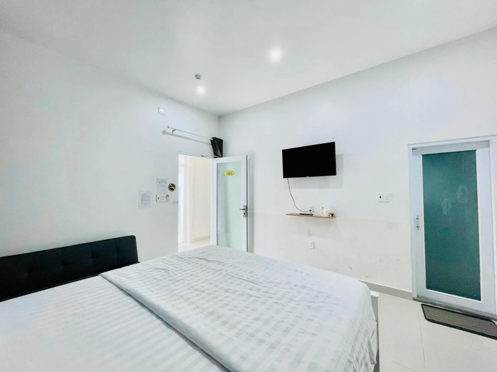 New Hotel