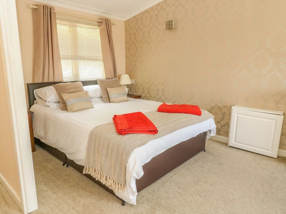 Quakerfield Lodge