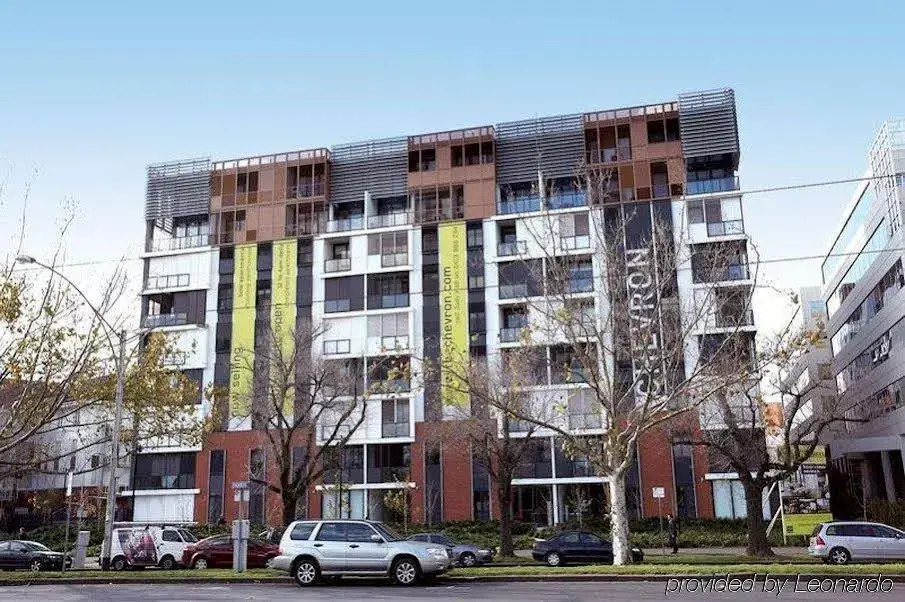 Astra Apartments - St Kilda Rd