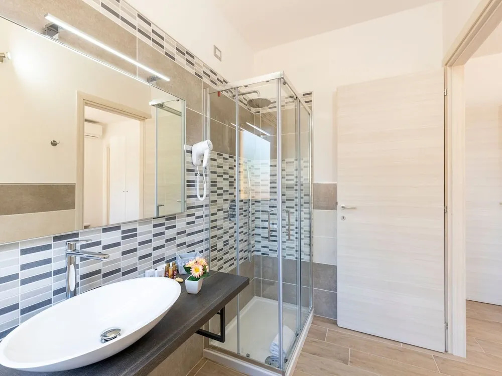 Apartment With Exclusive Swimming Pool