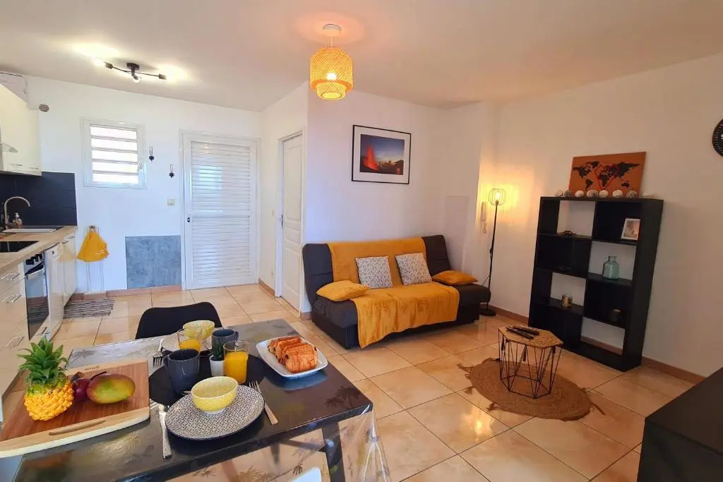 L appartement L Ocean, T2 d'environ pour 2 personnes avec balcon une vue imprenable sur l'océan