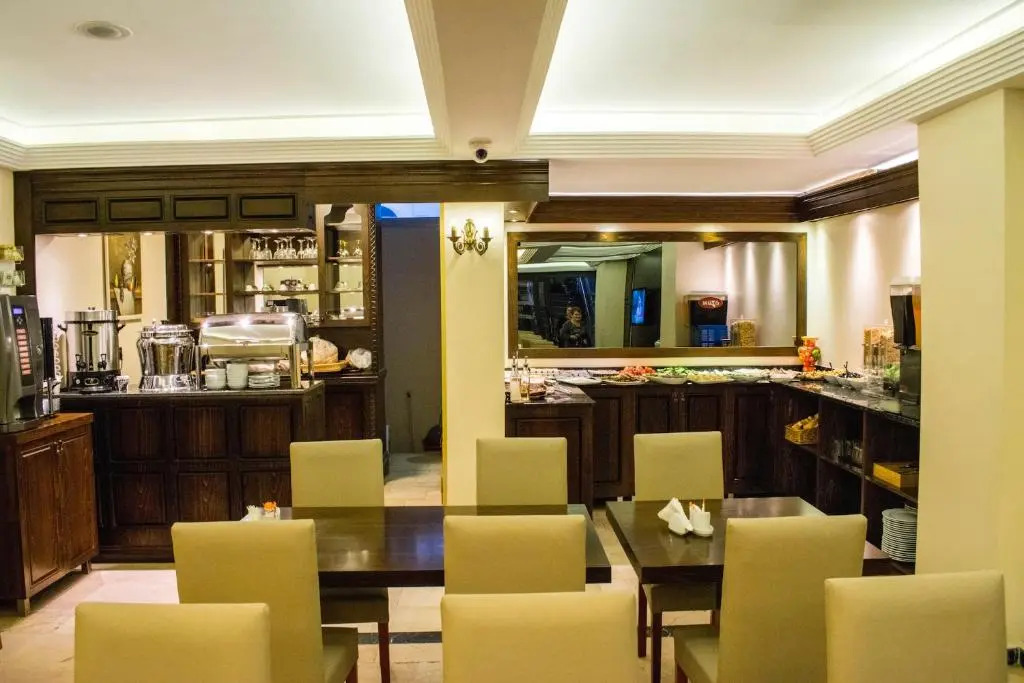 Mekke Hotel Istanbul