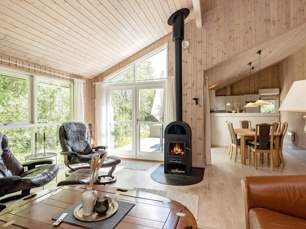 5 Star Holiday Home in Albaek