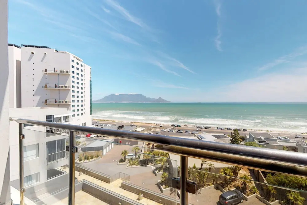 Infinity Views 305