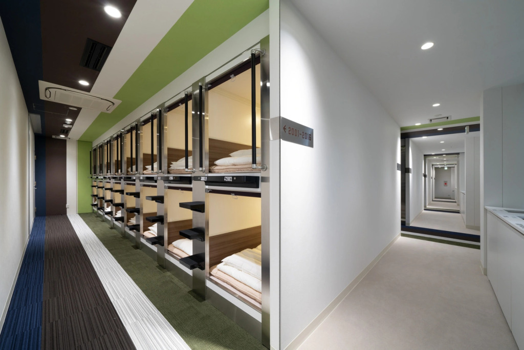 Capsule Hotel J Garden Shin-Osaka