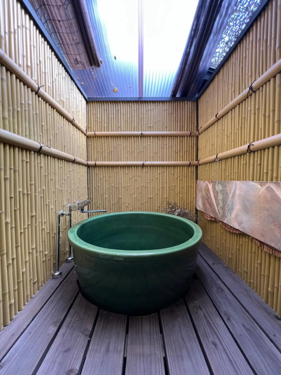 【至の宿・南】【maple season】7min Kyoto Sta./Open-Air Bath