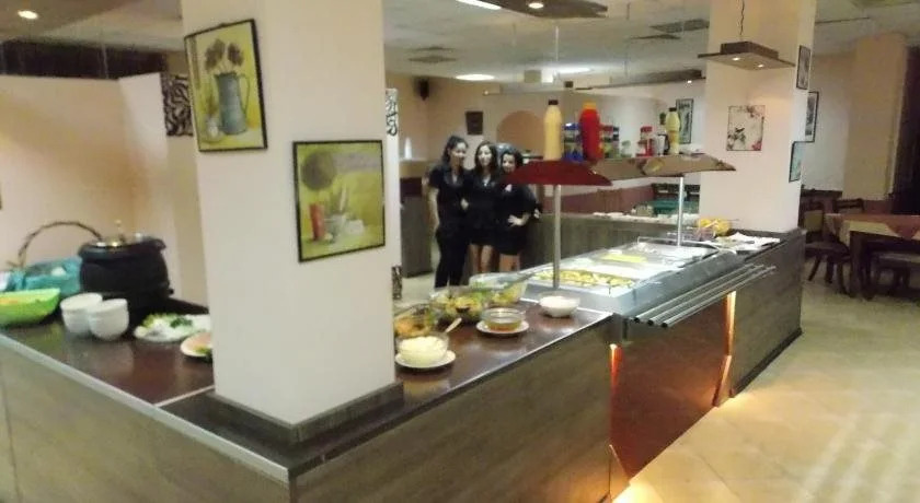 Golden Horn Hotel