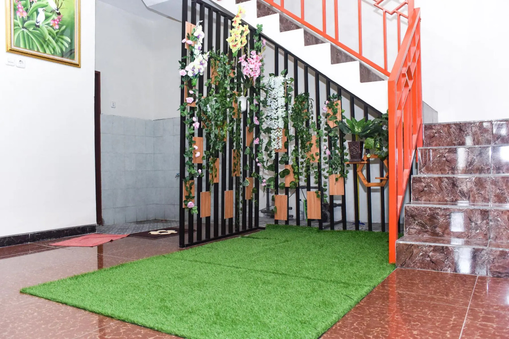 RedDoorz Syariah near Gelora Delta Sidoarjo 2