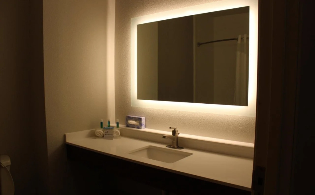 Holiday Inn Express Hotel & Suites Mansfield by IHG