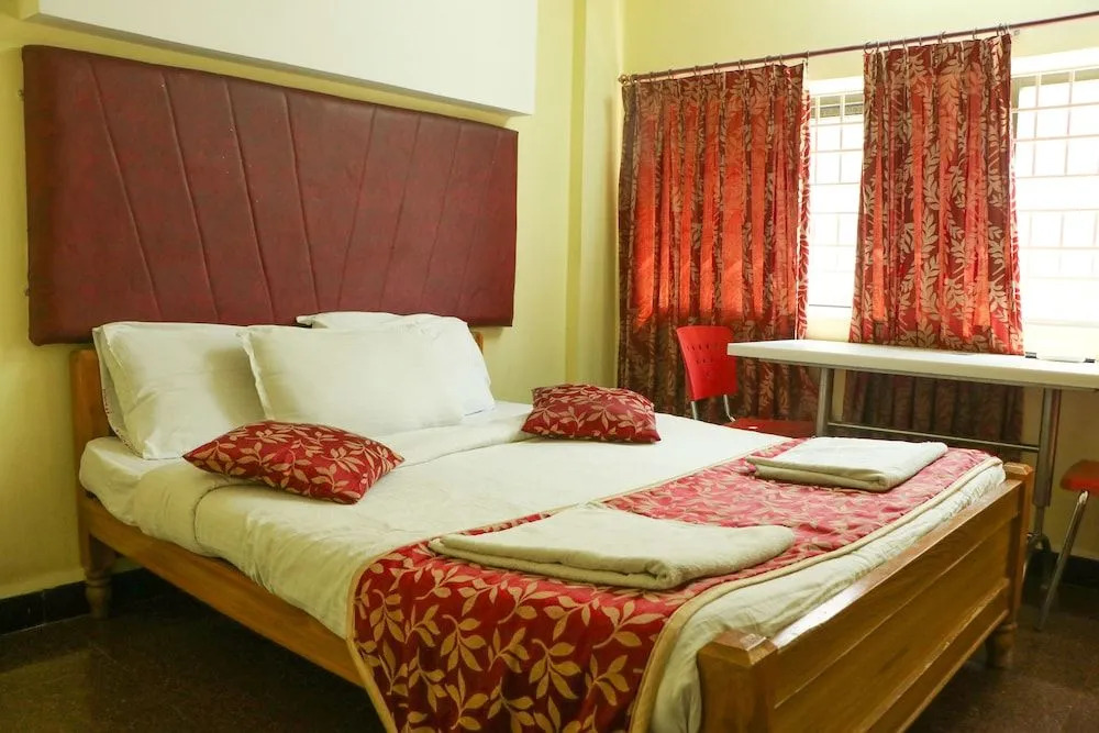 ULO Sai Jayanth Guest House