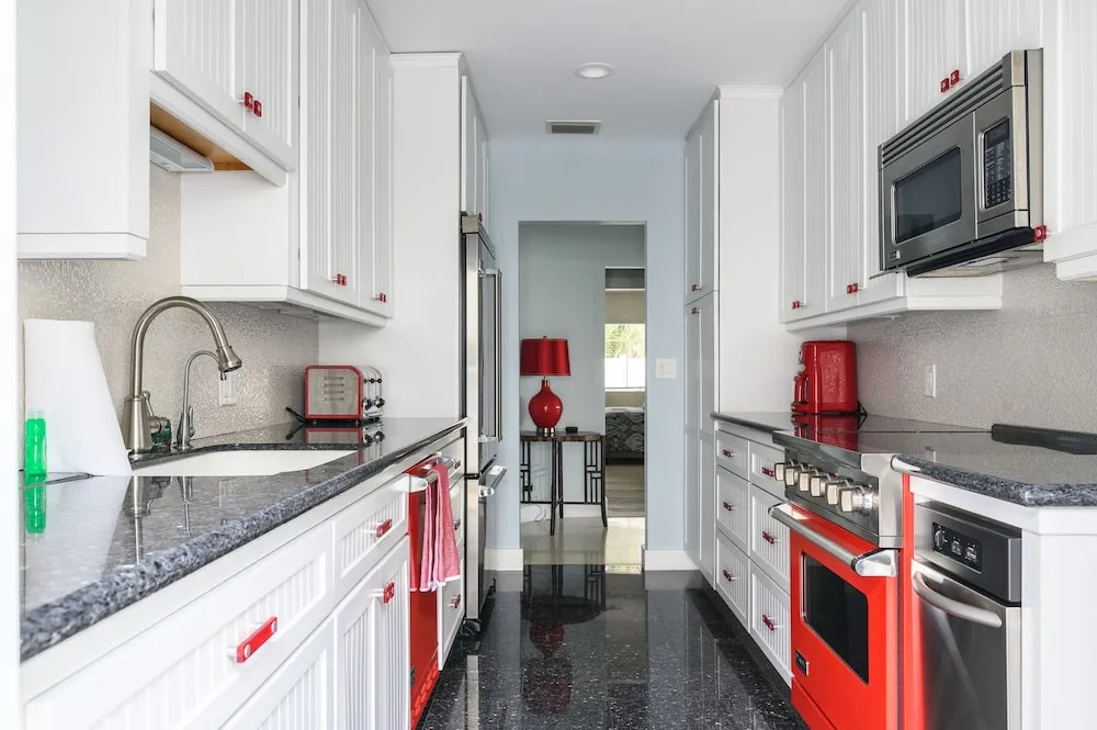 New Listing! Posh Pool Paradise On The Coast 3 Bedroom Home