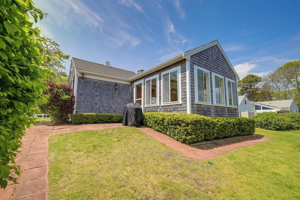 1 Mi to Beach Quiet West Dennis Escape with Sunroom