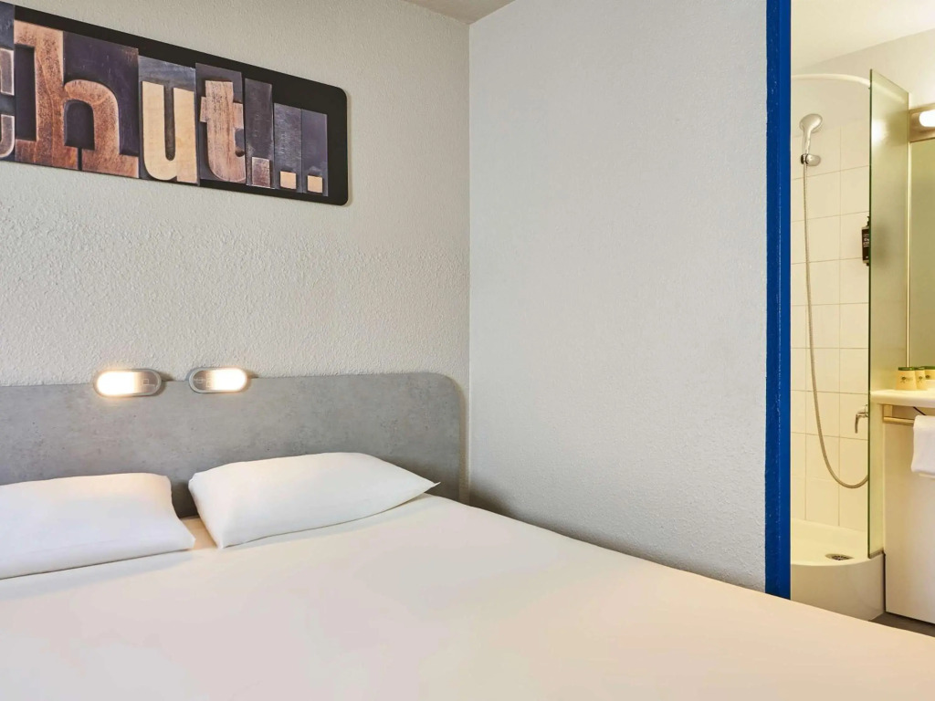ibis budget Versailles Chateau Saint cyr lEcole