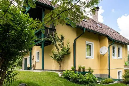 Ferienwohnungen Oppitz