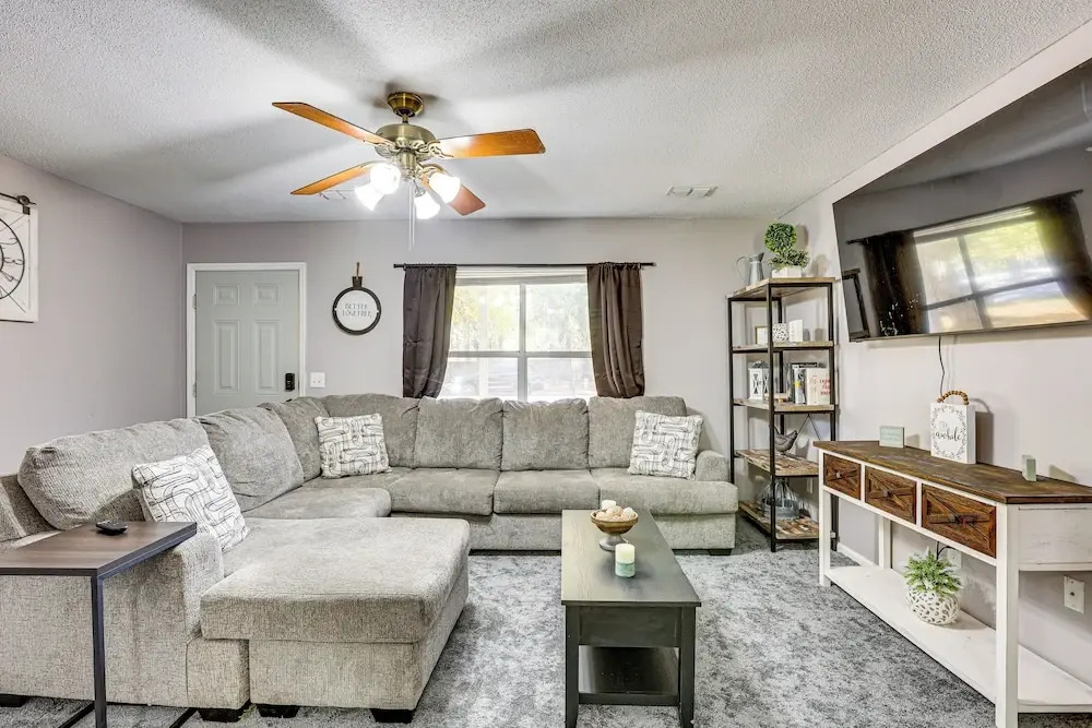 12 Mi to Dtwn Savannah: Remodeled Family Getaway!