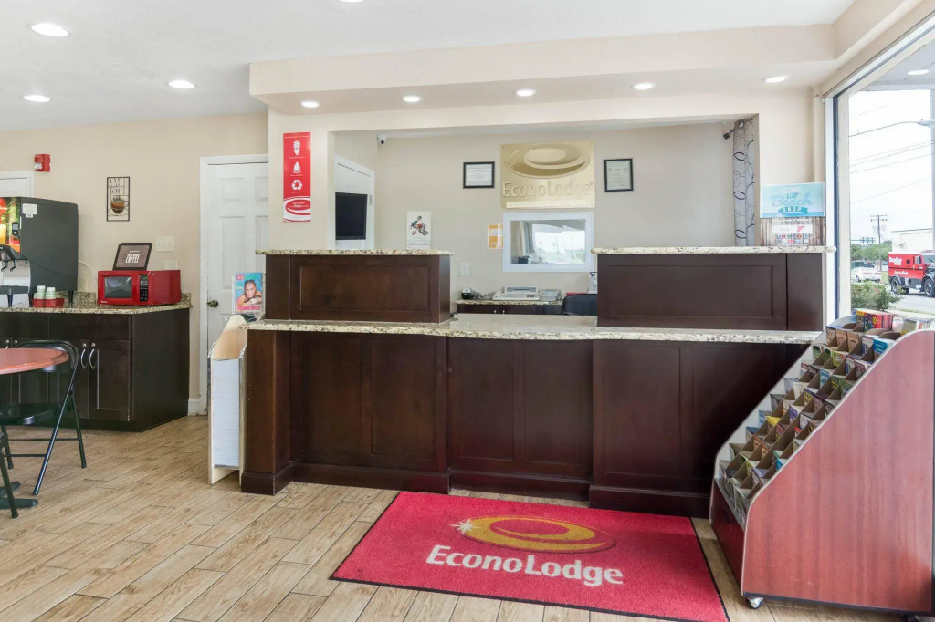 Econo Lodge Virginia Beach Town Center