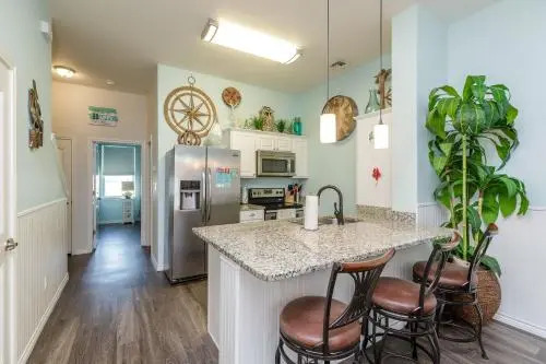 Village by the Beach L824 - 2 Br townhouse by RedAwning