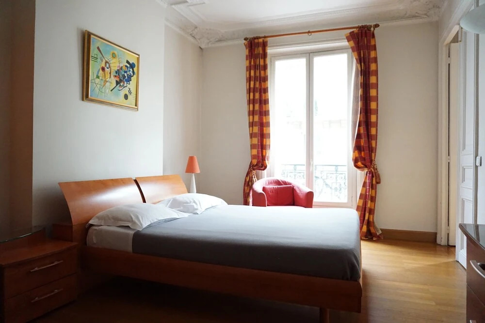 Place des Etats Unis-5 pièces-130 m² -Paris 16
