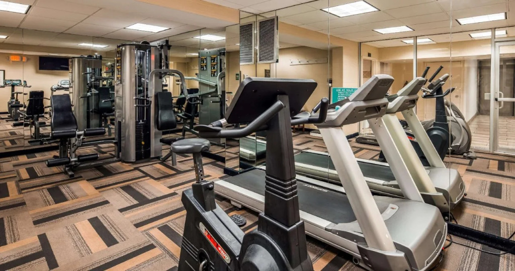 Best Western Mill River Manor