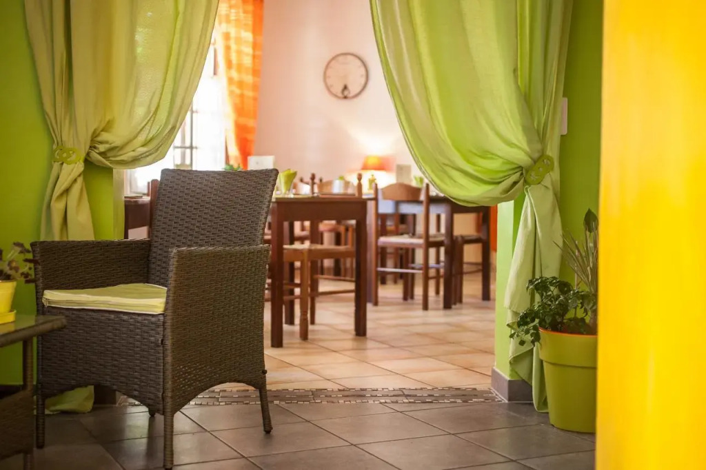 Logis Hotels - Auberge de lÎle - Hôtel 3 étoiles et Restaurant