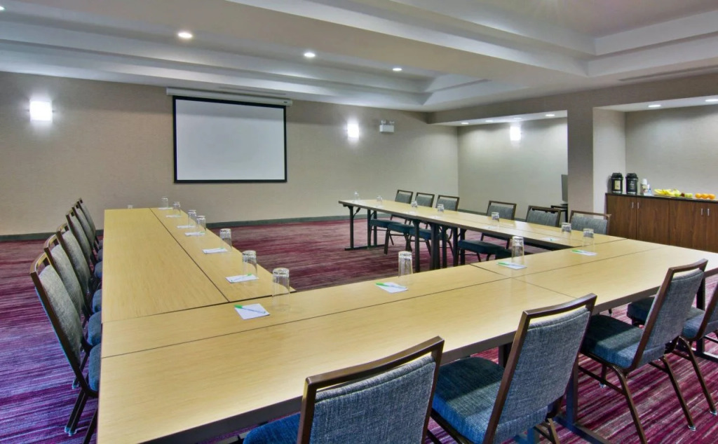 Courtyard by Marriott Clarksville