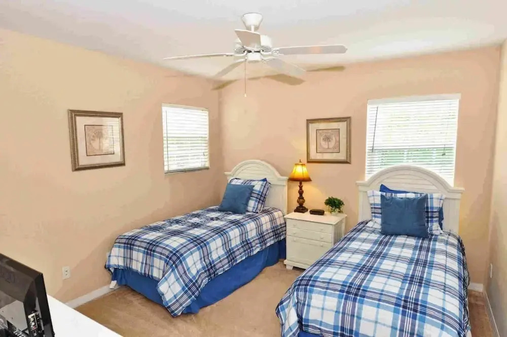 Large 5 bed Villa With Private Pool and Modern Decor - 305