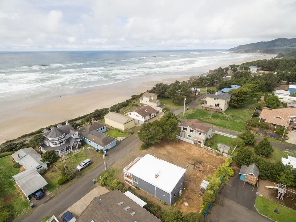 Avery Beach - 4 Br Home