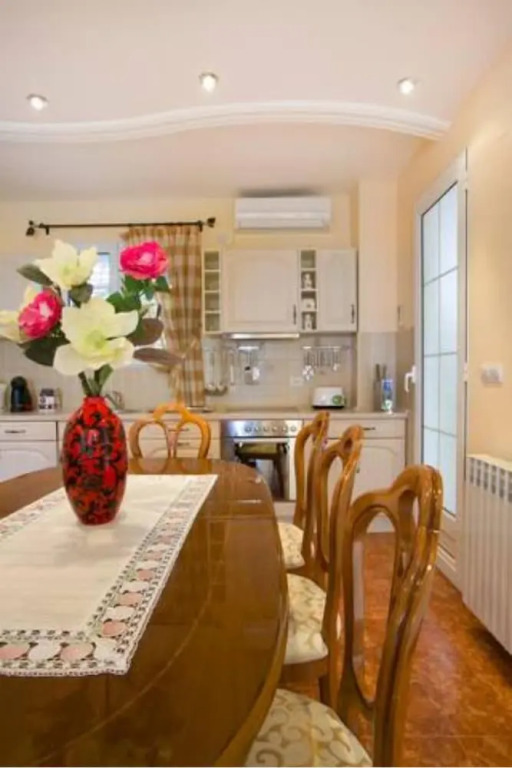 Royal Holiday Apartments Sveti Stefan