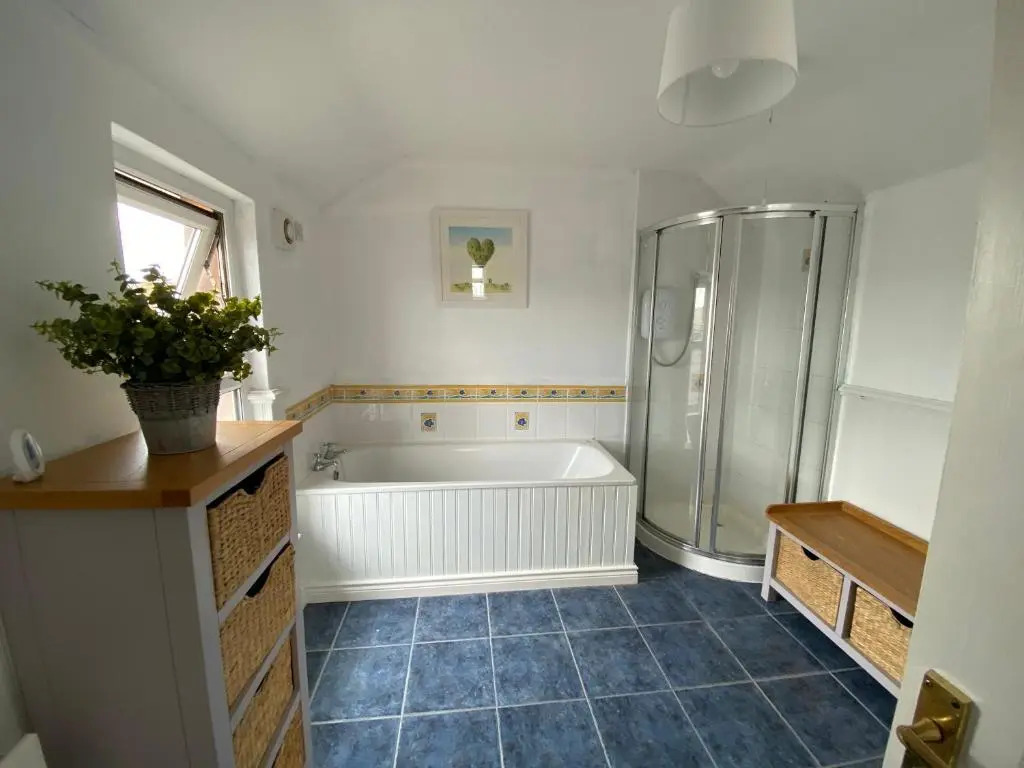4 Bedroom Portrush Town Centre Holiday Rental