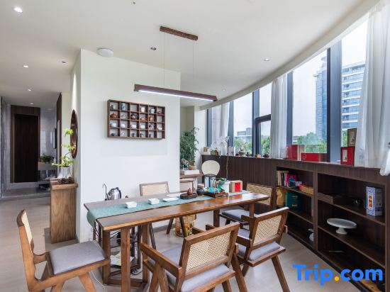 Shuotao Rezen Hotel (Jiaxing Sports Stadium Nanhu Scenic Area)