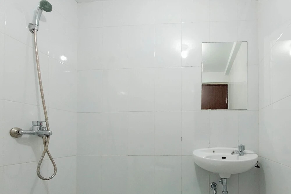 Best Choice 2Br At Royal Makassar Apartment