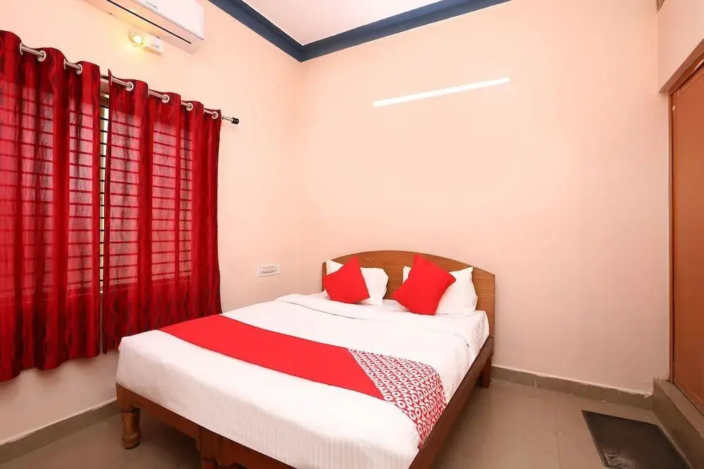 Yashas Residency By OYO Rooms