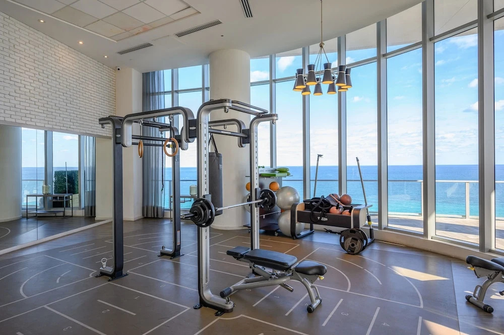 Zen 2-Bedroom Ocean View at Lyfe Resort