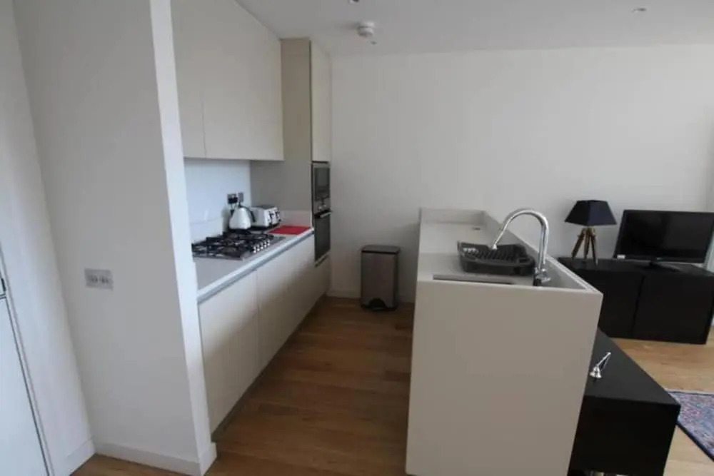 Modern 1-Bed in the Iconic Quartermile Area