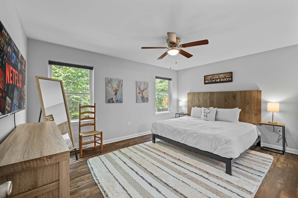 Near Jfbb With Private Hot Tub and Game Room