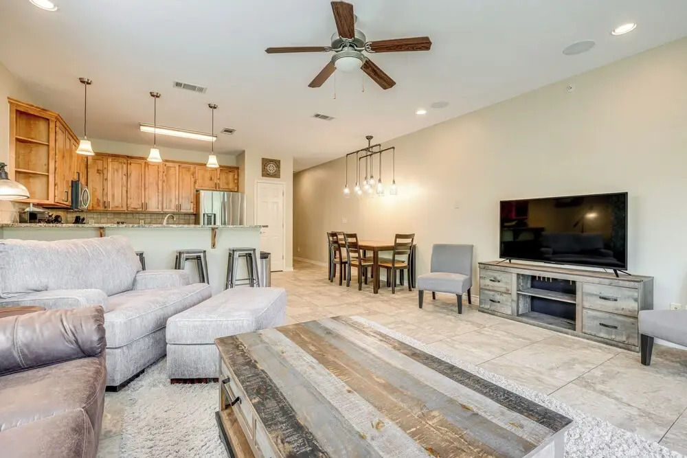 Direct Guadalupe River Access! Hill Country Condo
