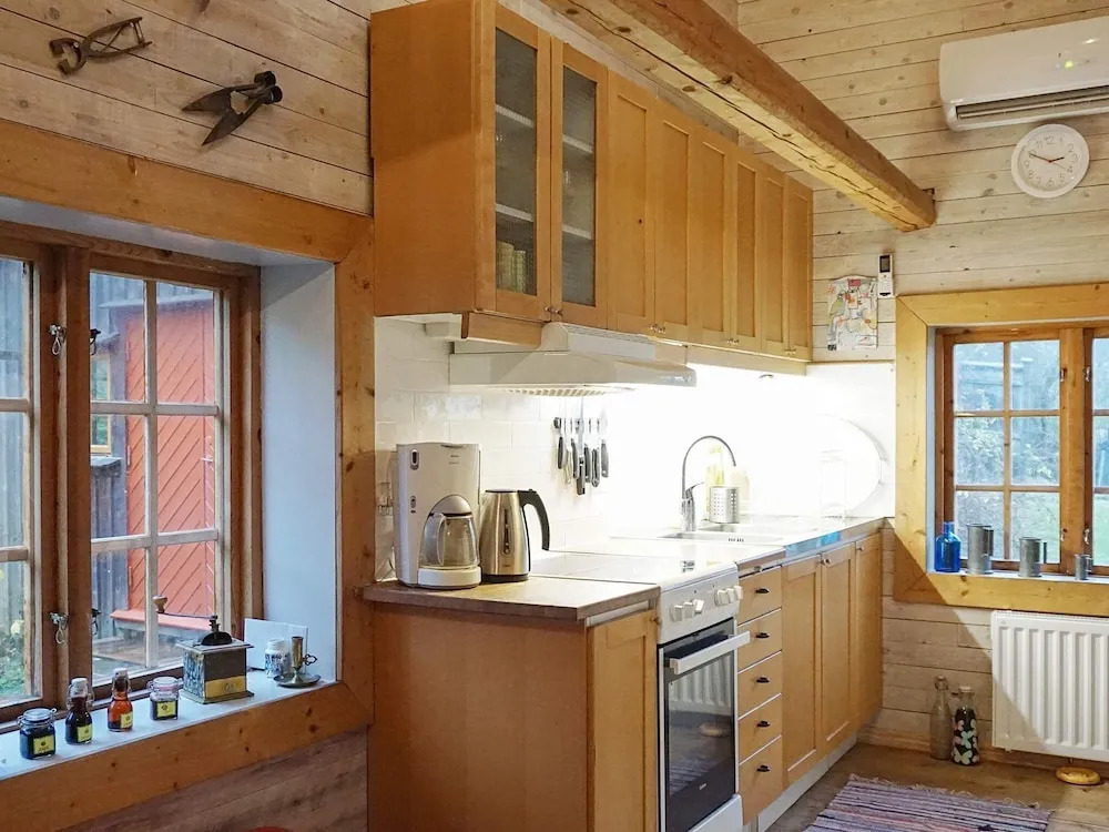 6 Person Holiday Home in Hamburgsund