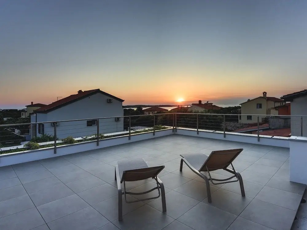 Villa in Stinjan with Pool and Sea View