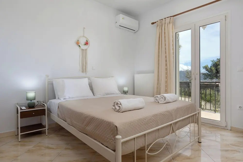 Altamira I 8 Guests With Veranda and Valley Views