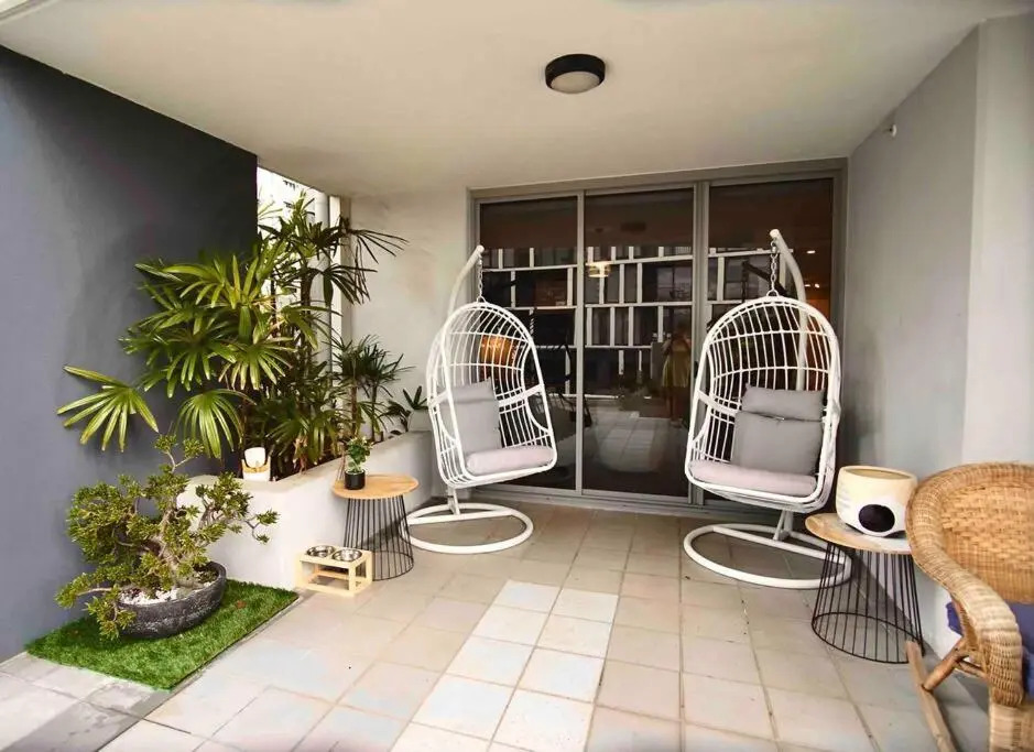 St Johns Apartment 3 Bed 2.5 Bath 2 CarPark Brisbane CBD