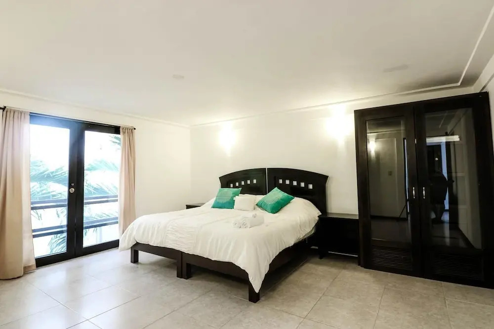 PDC004 7 Bedroom Villa By Senstay