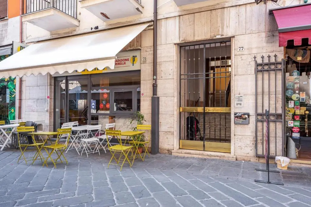 New Apt! 1km From Central Station 'La Spezia'