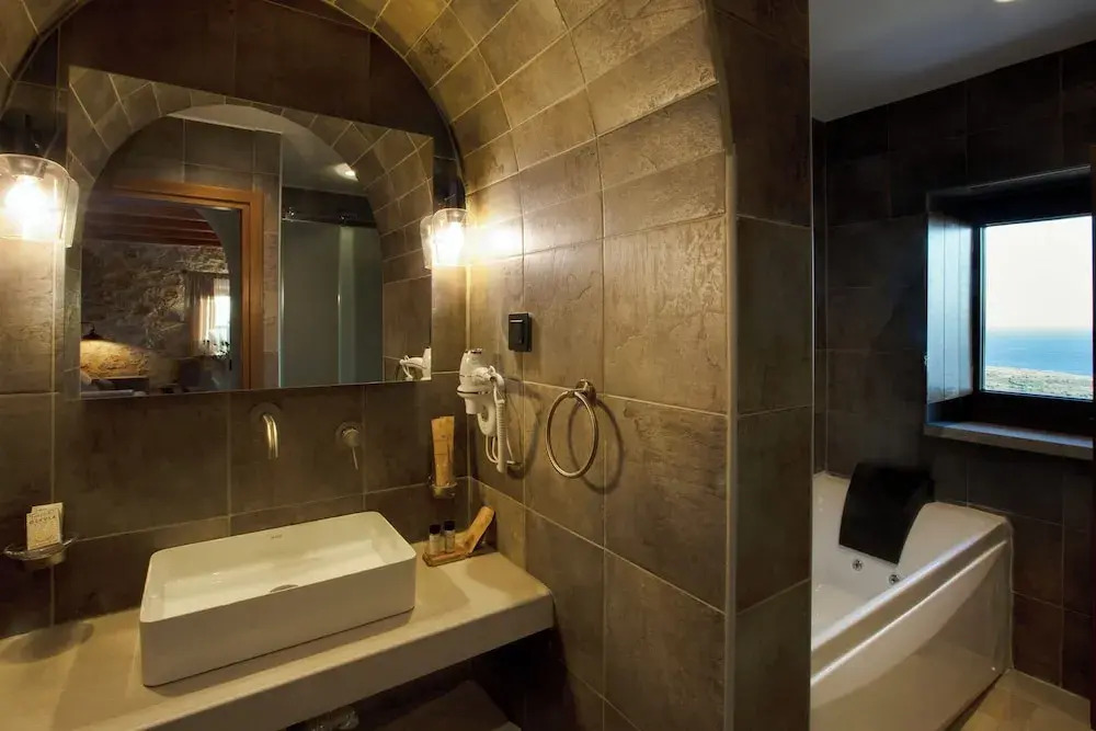 Anemos Suites Mani