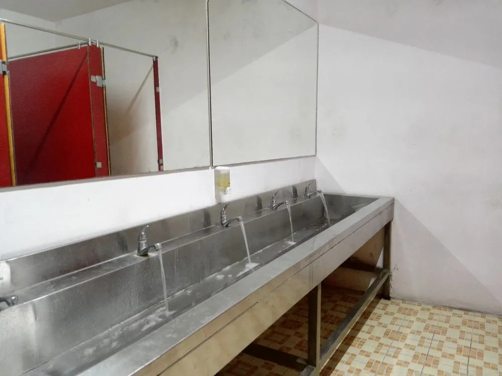 CX Hostel Legian Kelod