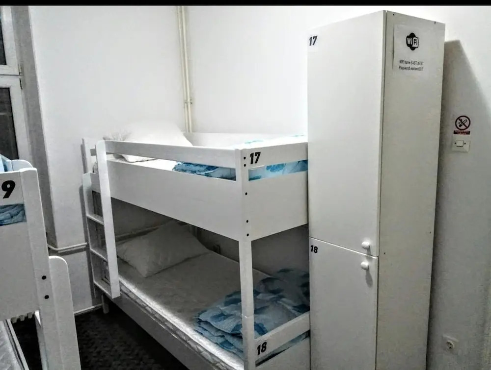 Hostel East-West