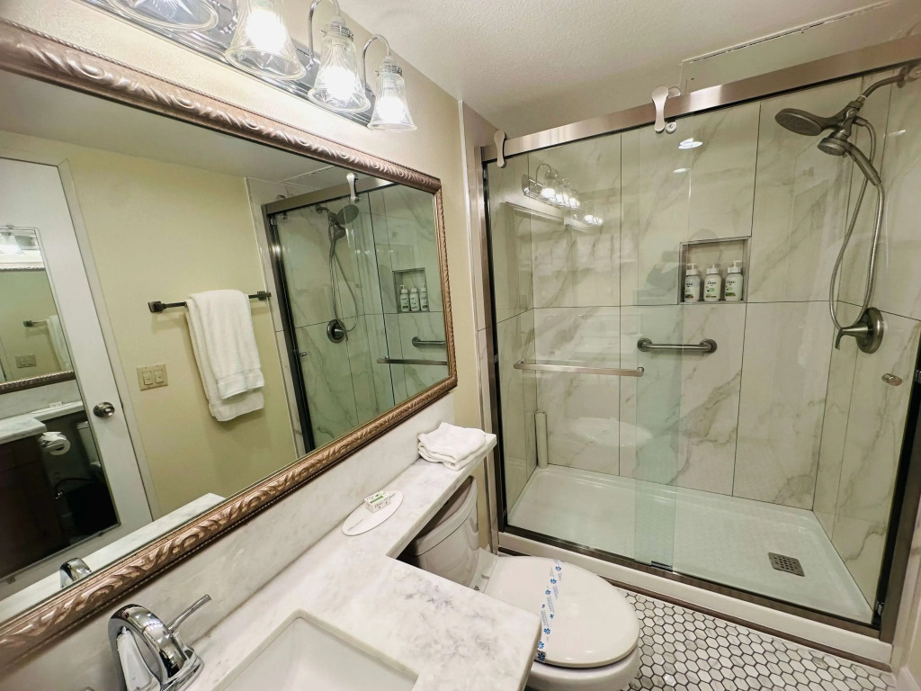 Ramada Plaza by Wyndham Garden Grove/Anaheim South