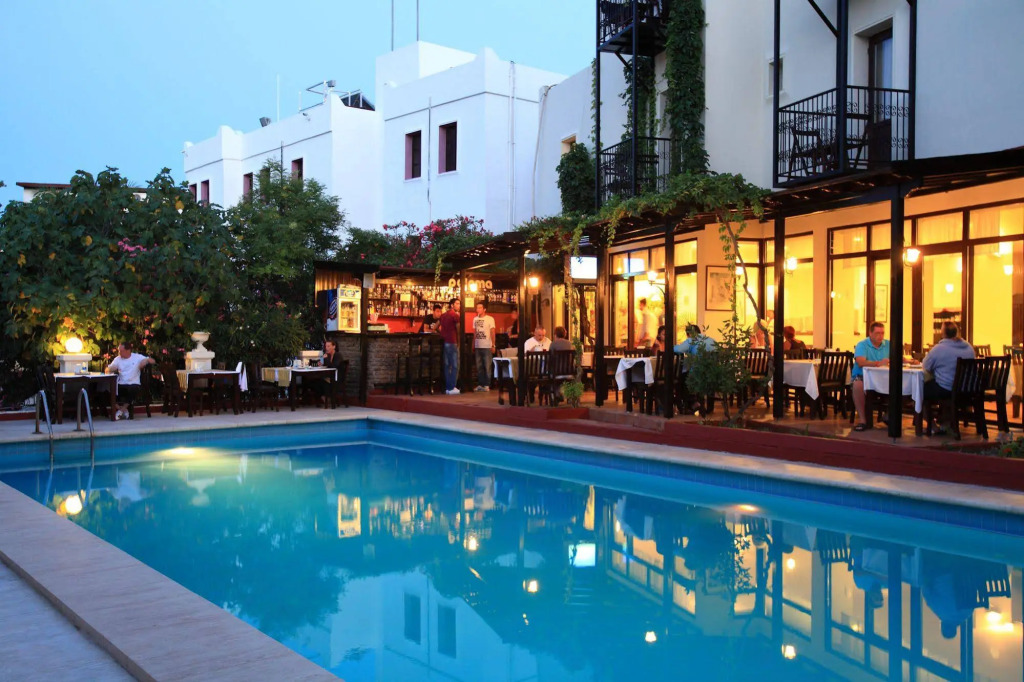 Paloma Hotel