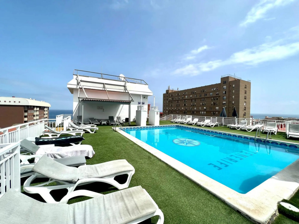 Reformed studio,Wifi,pool, at 250 m from beach