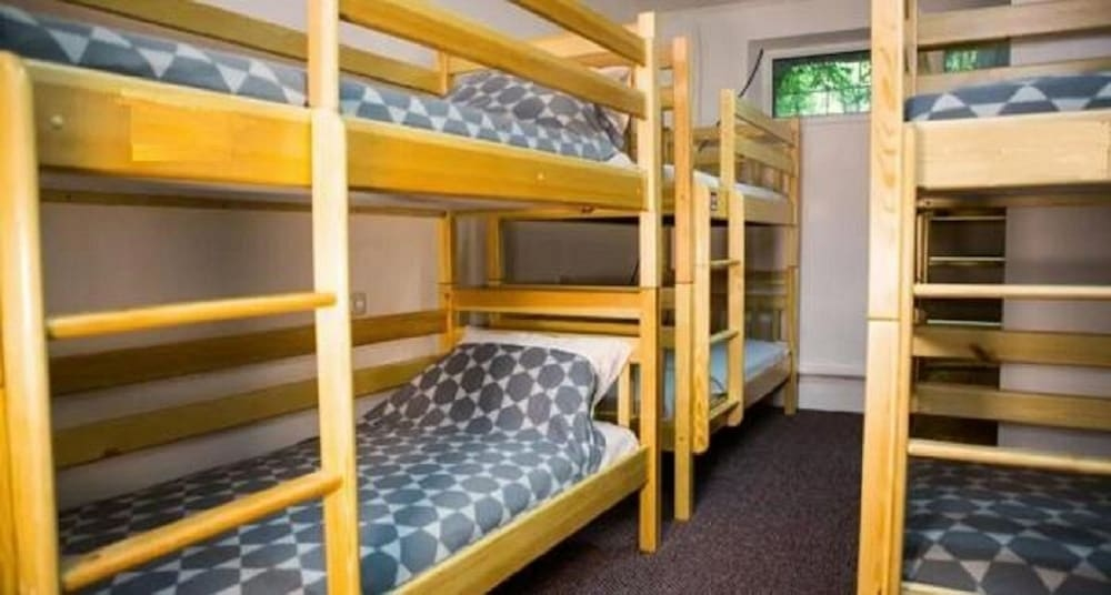 Hostel N1 Light